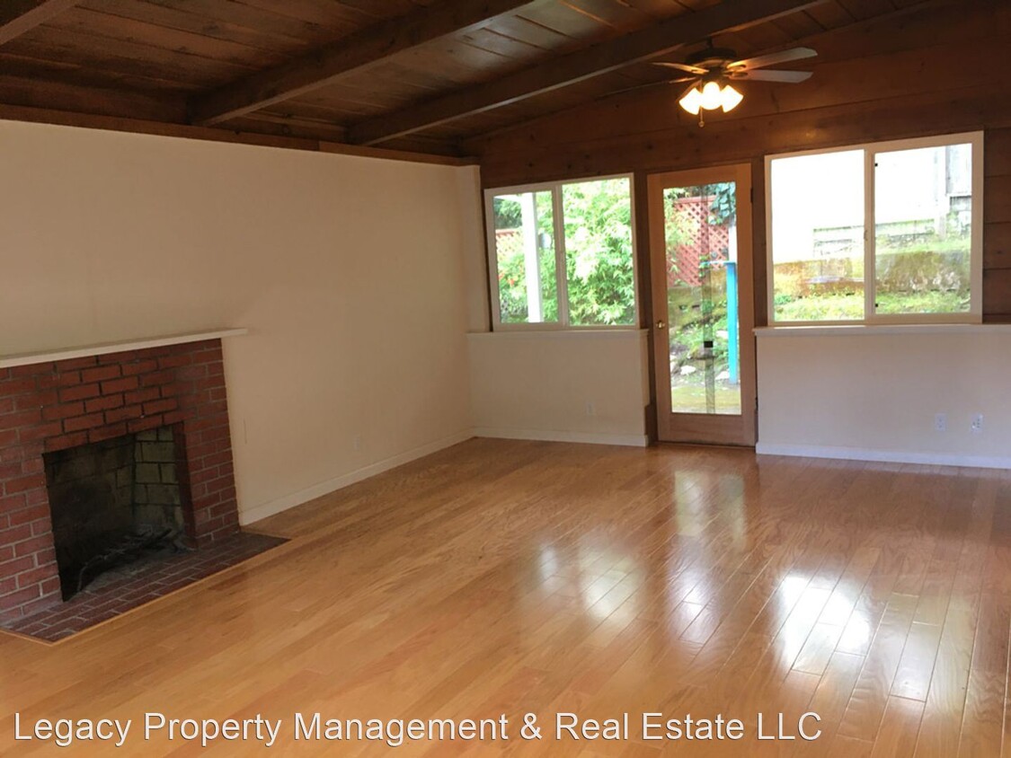 Primary Photo - 1 br, 1 bath House - 107 Terrace Ave