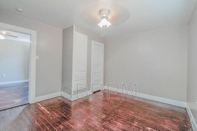 Foto del edificio - 2429-2423 St