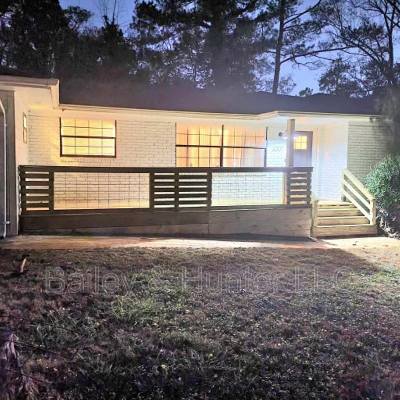 Photo - 3207 Bobbie Lane