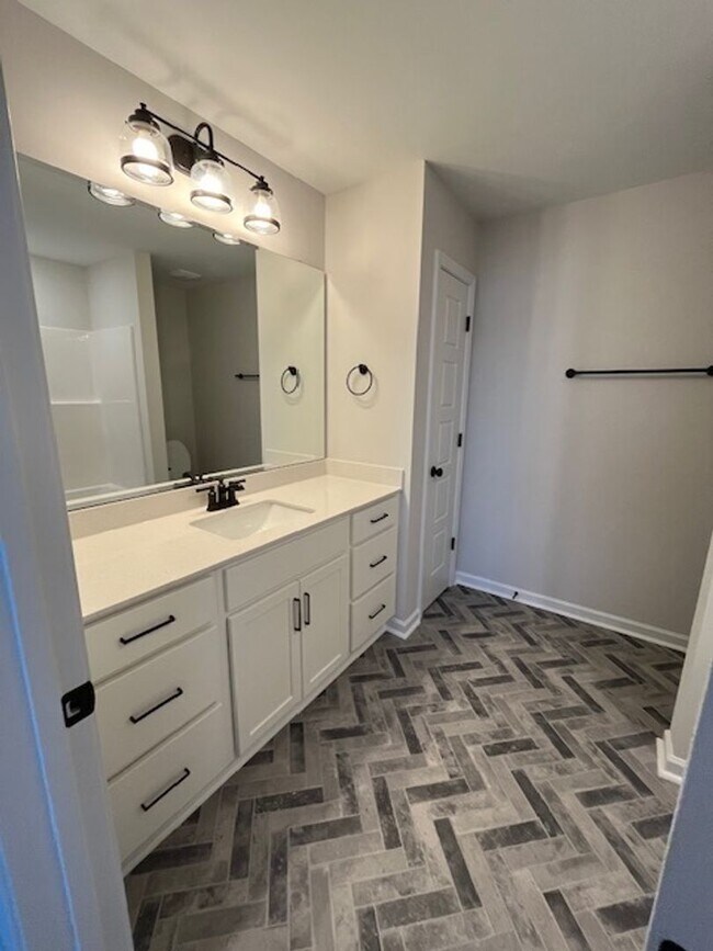 Foto del edificio - Discover this modern townhouse in Winnabow, NC,