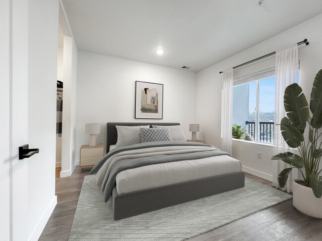 Building Photo - Promontory Place