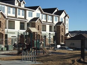 Building Photo - 431 Black Feather Loop