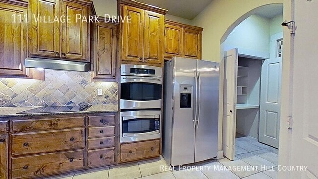 Foto del edificio - 111 Village Park Dr