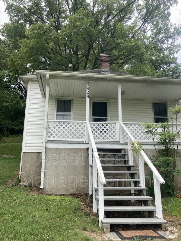 Apartments For Rent in Strawberry Plains, TN with Parking 3 Rentals