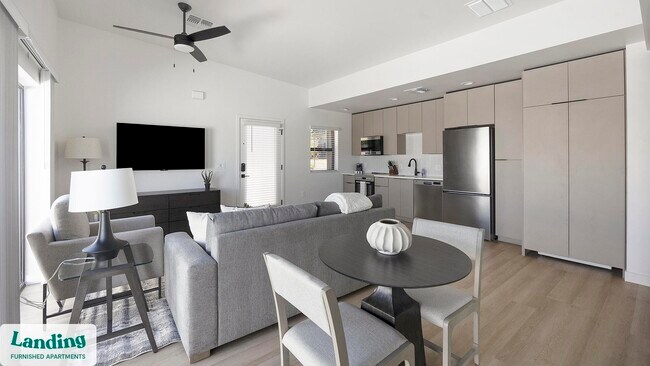 Foto del edificio - 2121 W Butler Dr