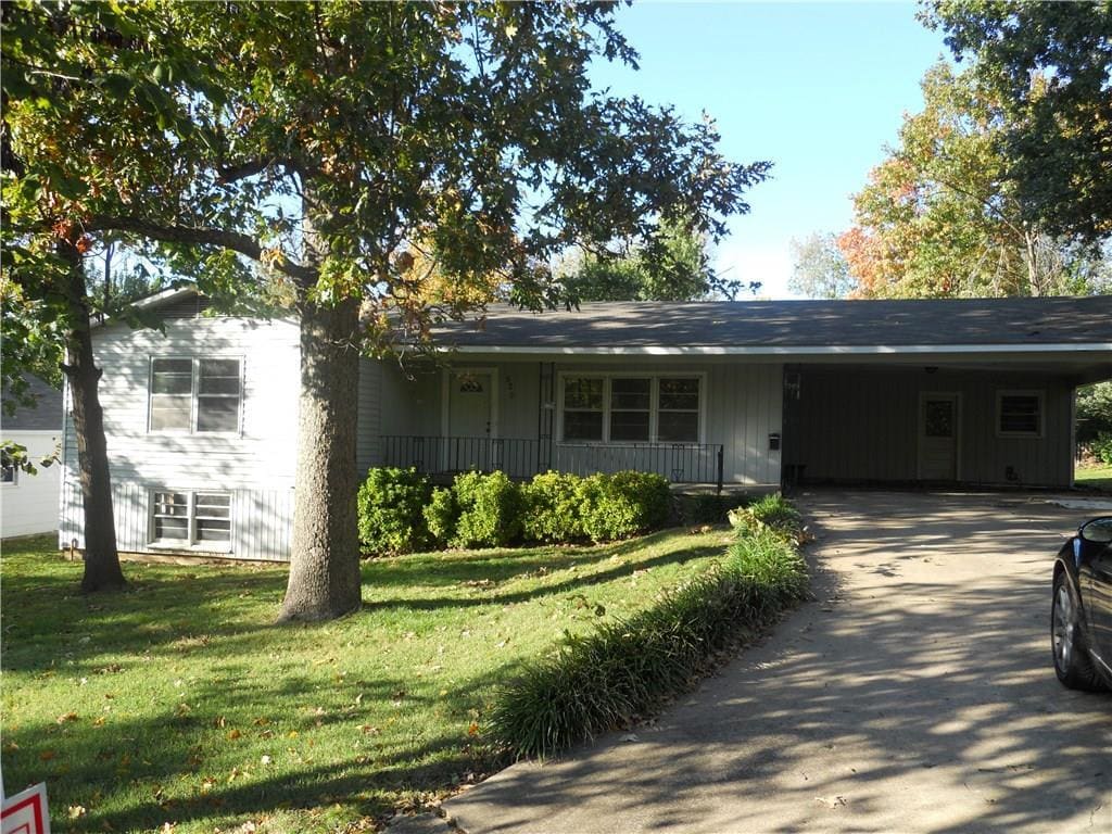 Foto principal - 530 E Rebecca St