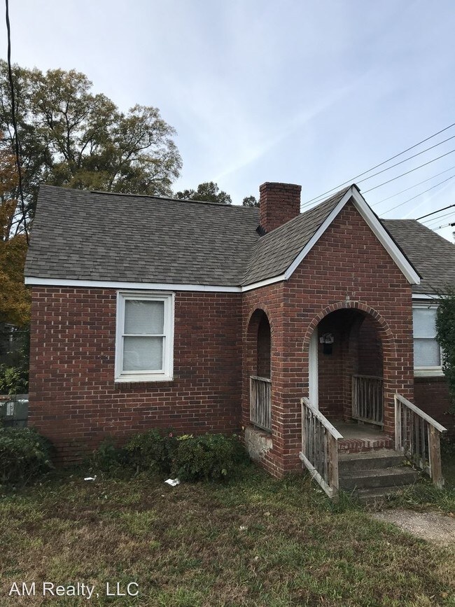 3949 Freedom Dr, Charlotte, NC 28208 House for Rent in Charlotte, NC