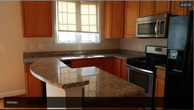 KITCHEN - 511 Pelican Ave