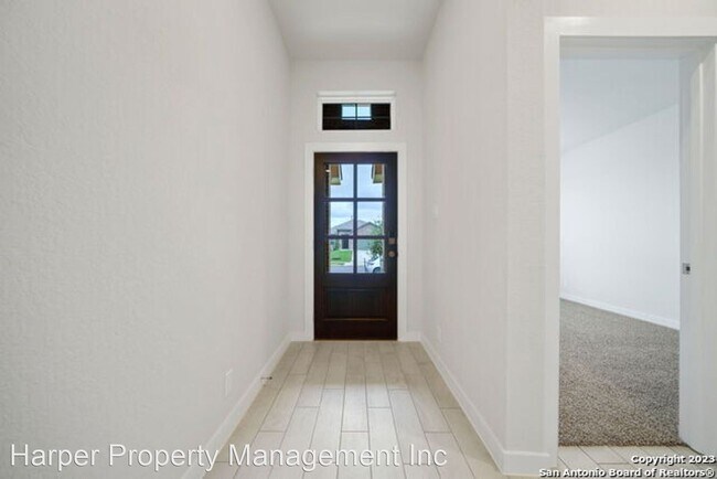 Foto del edificio - 3 br, 2 bath House - 3145 Morlanga St