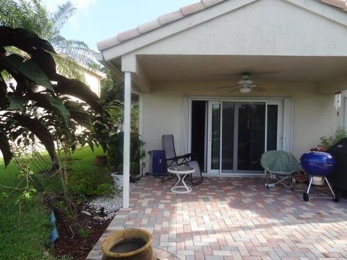 Building Photo - 3760 Majestic Palm Way