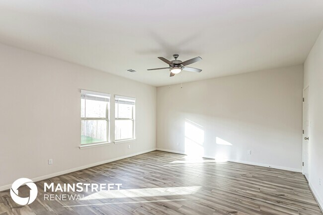 Building Photo - 1402 Arcadian Lily