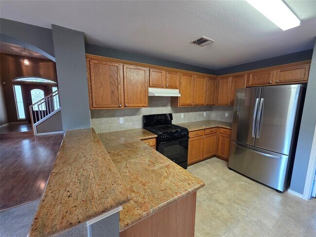 Building Photo - 2210 Wilma Rudolph Rd