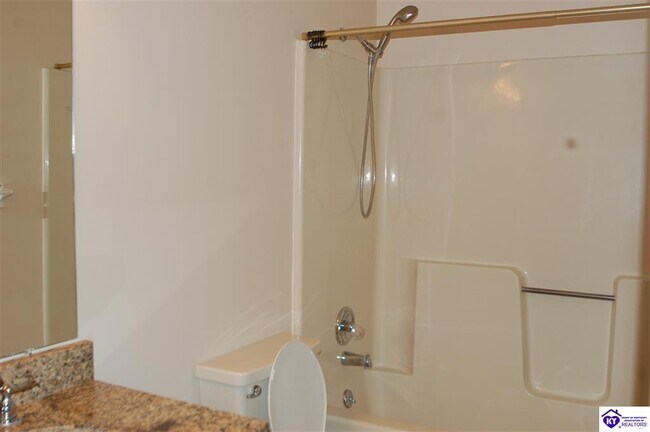 Foto del edificio - 602 Potomac Ct