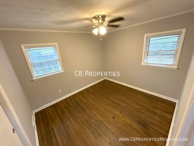 Foto del edificio - 3156 Clarendon Rd