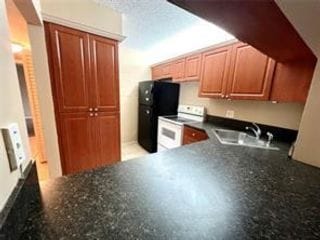 Primary Photo - 3606 Alder Dr