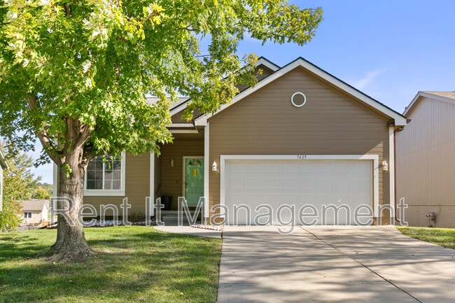 Photo - 7425 N 77th Ave House