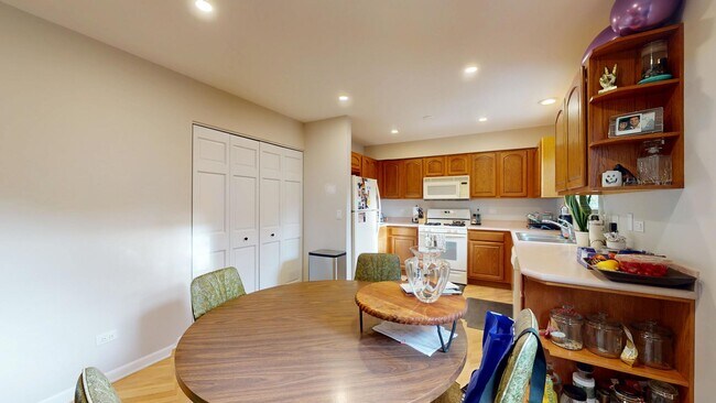 Building Photo - 113 Samuel Ct