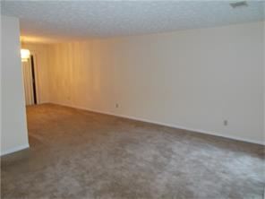Foto del edificio - 1532 Pine log Pl