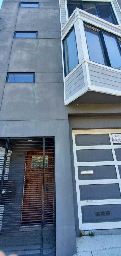 Building Photo - Re-imagine the Bayview with this beautiful corner 3-story townhome available for rent!