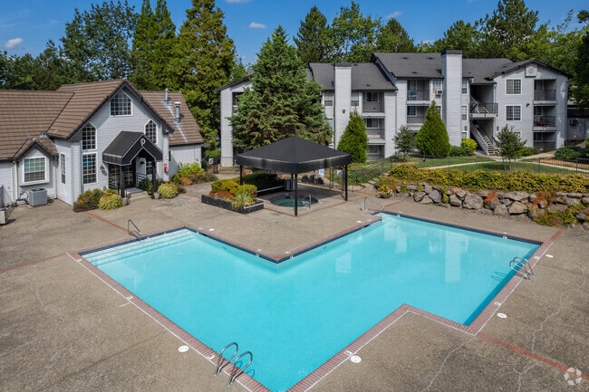 Building Photo - Overlook Pointe Apartments