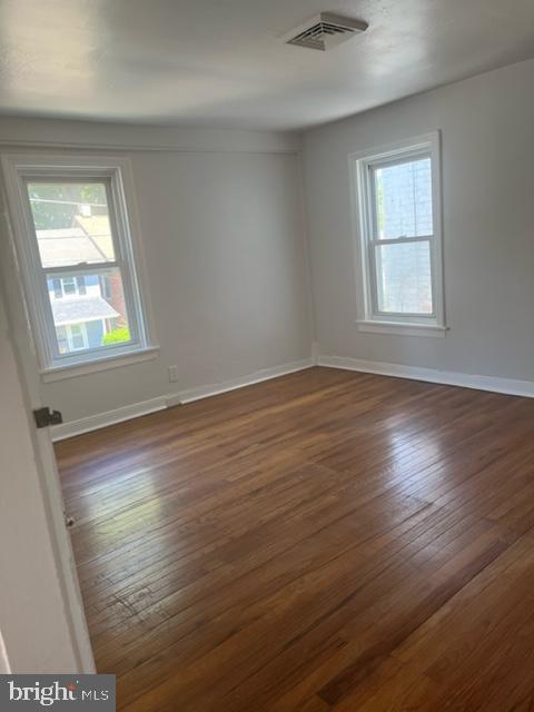 Foto del edificio - 310 E Linden St