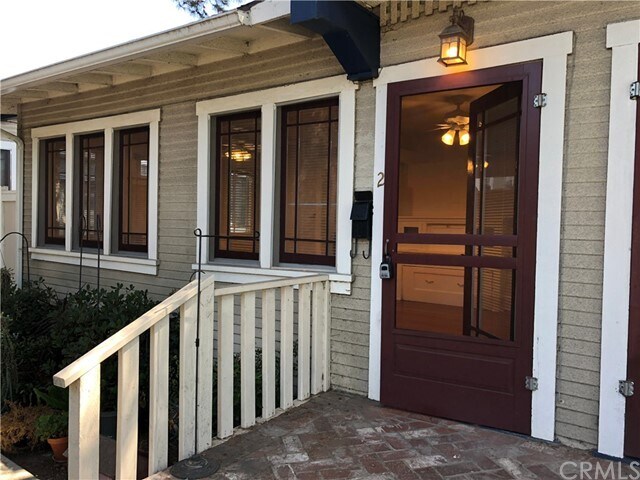 Building Photo - 119 E River Ave