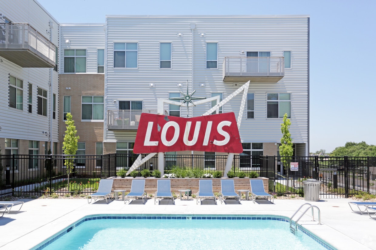 Benson Lights Apartments Apartments 3030 N 60th St Omaha, NE