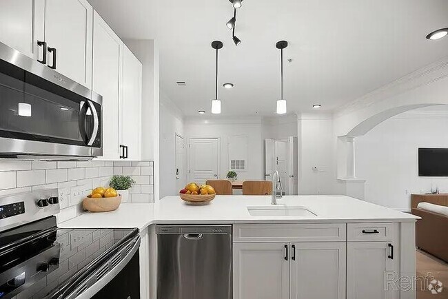Building Photo - Weston Lakeside Apartments