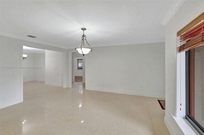 Foto del edificio - 141 SW 51st Ct