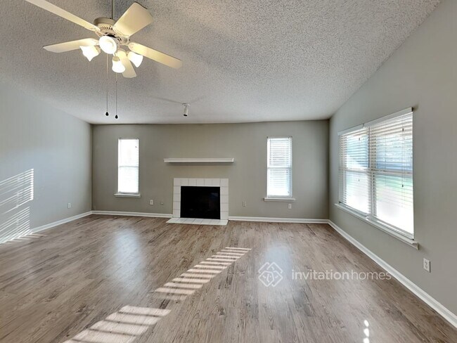 Building Photo - 12645 Cachet Dr
