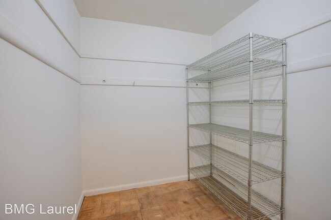 Building Photo - 1 br, 1 bath House - 2400 41st St NW (#110)