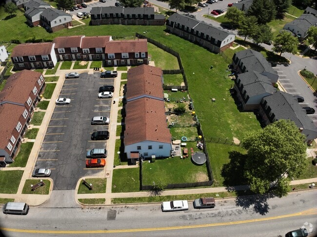 3D Exterior - Somerset Woods Townhomes
