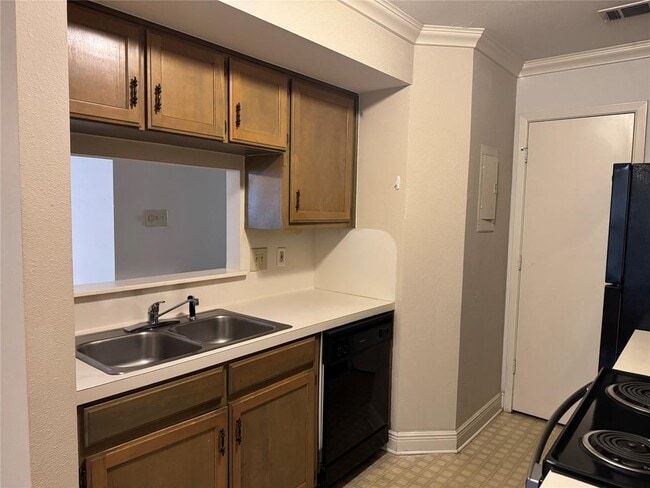 Building Photo - 2907 Pearl St