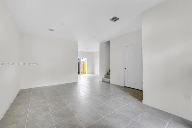 Foto del edificio - 12956 NW 22nd Pl