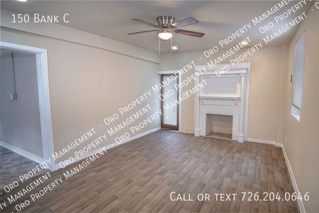 Building Photo - 150 Bank St