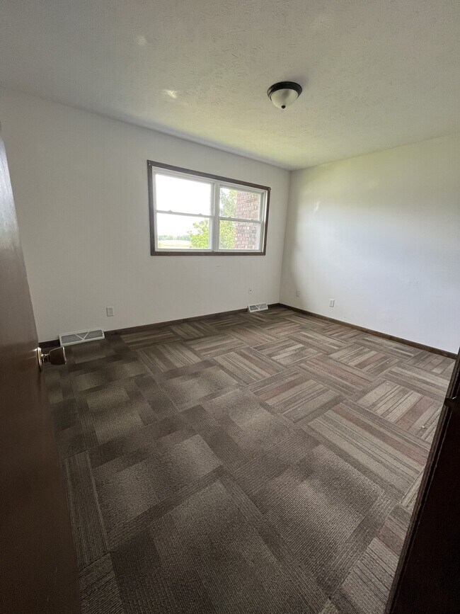 Building Photo - 2851 Taylor Ave.