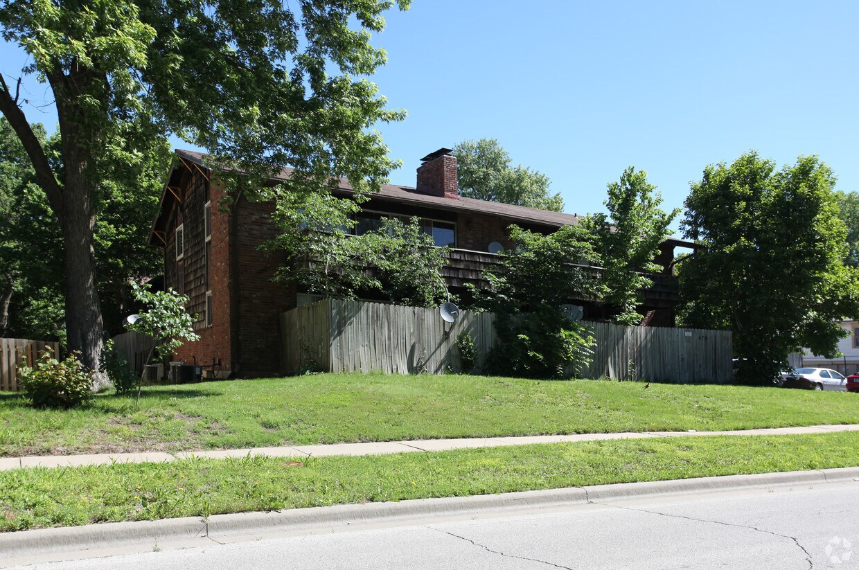 Foto del edificio - 478 E Loula