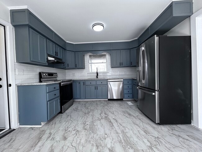 Foto del edificio - 3700 Cairnbrook Ct