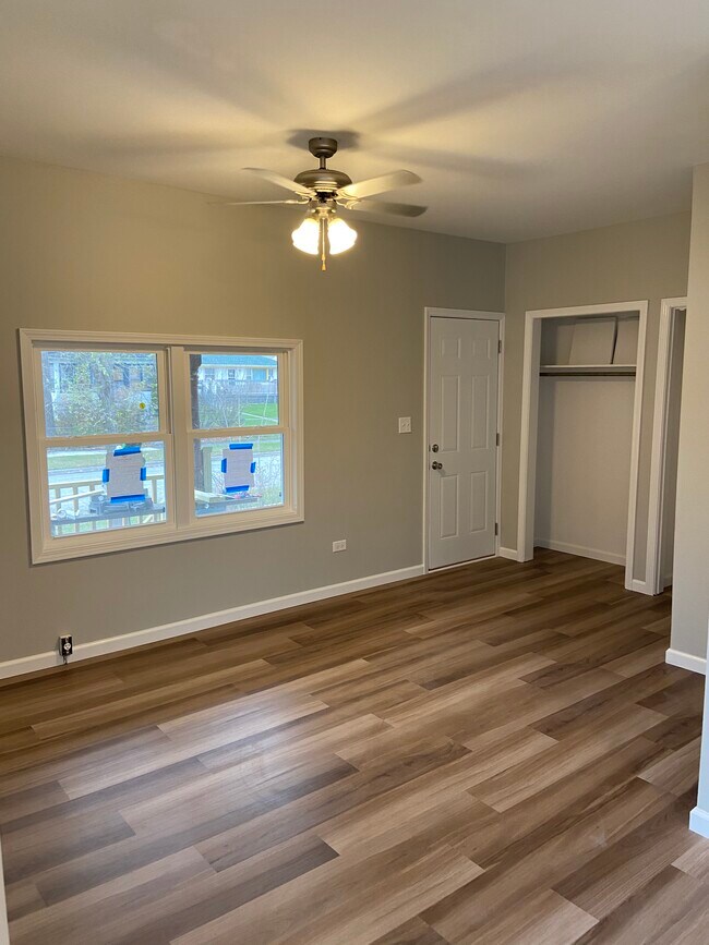 3019 Elisha Ave Unit 1, Zion, IL 60099 Apartments in Zion, IL