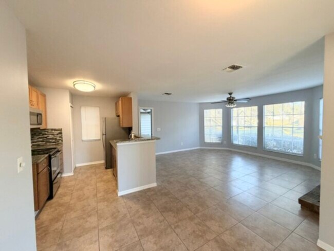 Foto del edificio - 2 bedroom 2 bath 1st floor condo in the Hidden Village Condos of Lake Mary