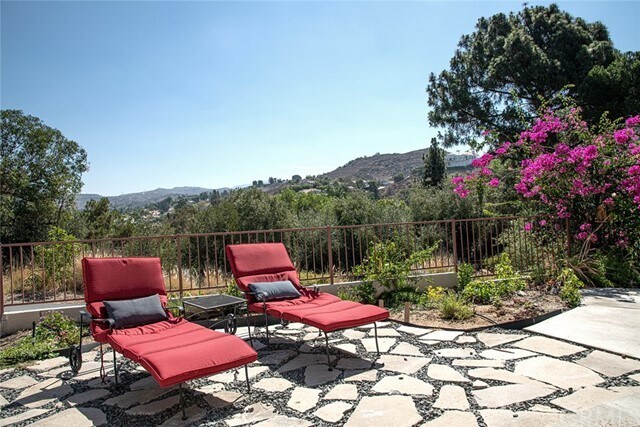 Foto del edificio - 5117 E Glen Arran Ln