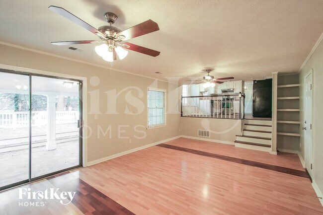 Foto del edificio - 295 Plantation Rd SW