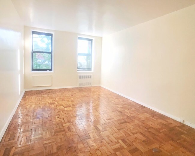 Building Photo - 288 W 238th St