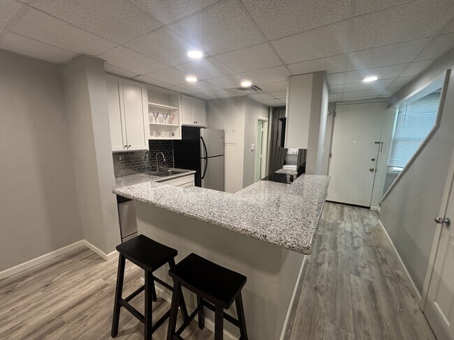 Foto del edificio - 201 Pensacola Beach Rd