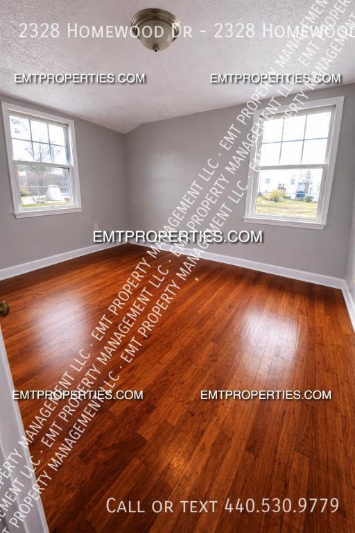 Foto del edificio - 2328 Homewood Dr