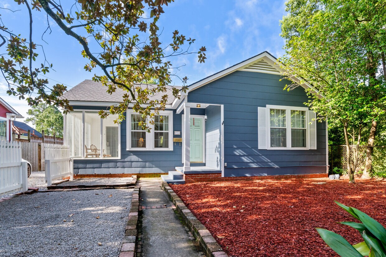 2316 Broussard St, Baton Rouge, LA 70808 House Rental in Baton Rouge