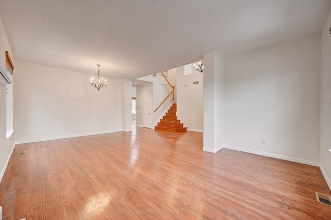 Foto del edificio - $3,995.00 - 5 Bedrooms, 4 Bathrooms, Single Family Home in Highlands Ranch with Fenced Yard!