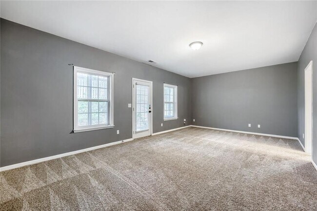 Building Photo - 6127 Joybrook Rd