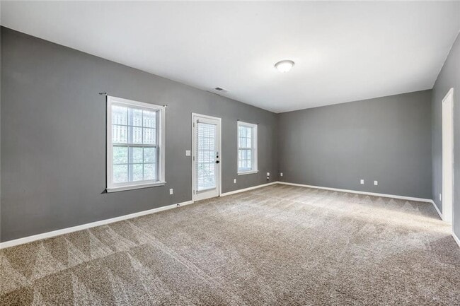 Foto del edificio - 6127 Joybrook Rd