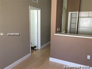 Building Photo - 1663 SE 27th Dr